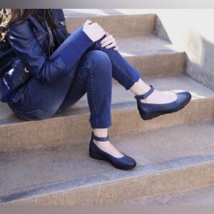 Clarks Navy flats with strap